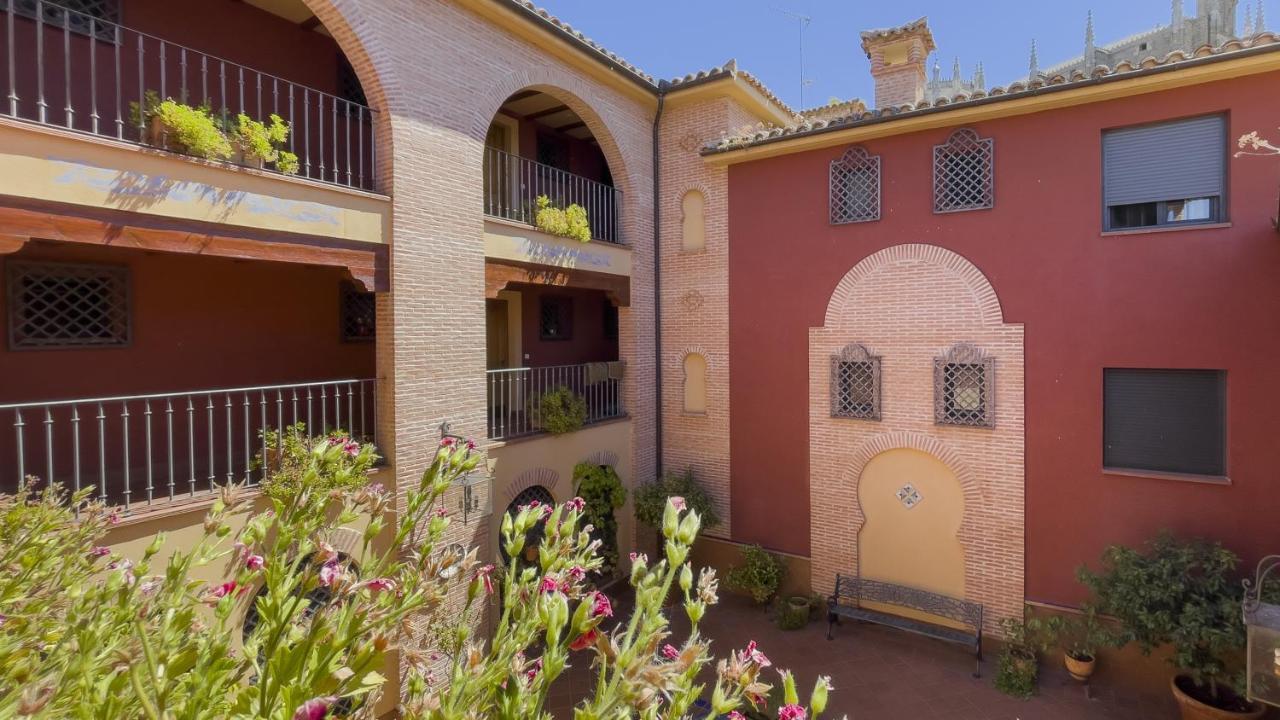 El Capricho De Ana - Apartamentos Aloha Toledo Eksteriør bilde
