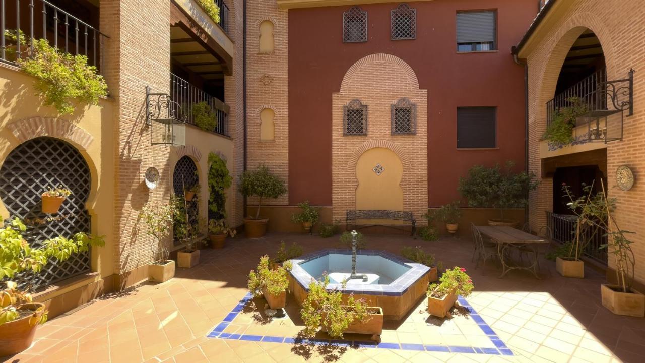 El Capricho De Ana - Apartamentos Aloha Toledo Eksteriør bilde